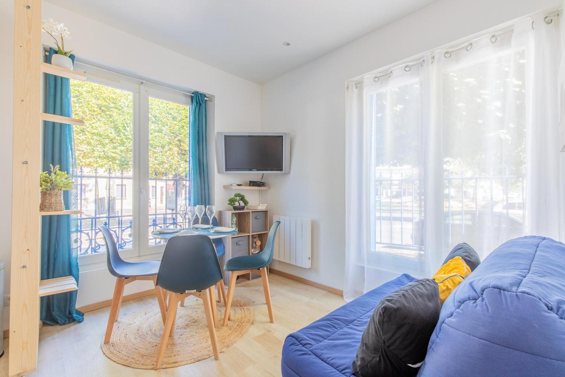 Appartement Cosy ,Wifi ,Gare "Le Refuge Du Lac" ヴィニュー・シュル・セーヌ エクステリア 写真